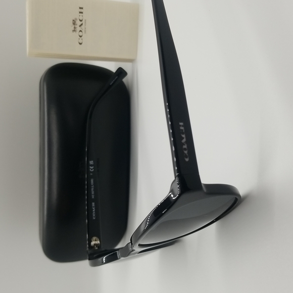 Coach Whyte Round Sunglasses & Case (Set) - Picture 4 of 6